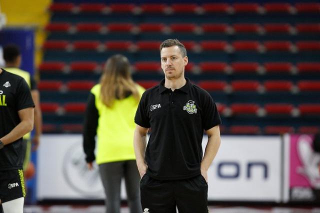 Hiriart arranc� invicto, Arengo rompi� una marca, Romano es All-Star