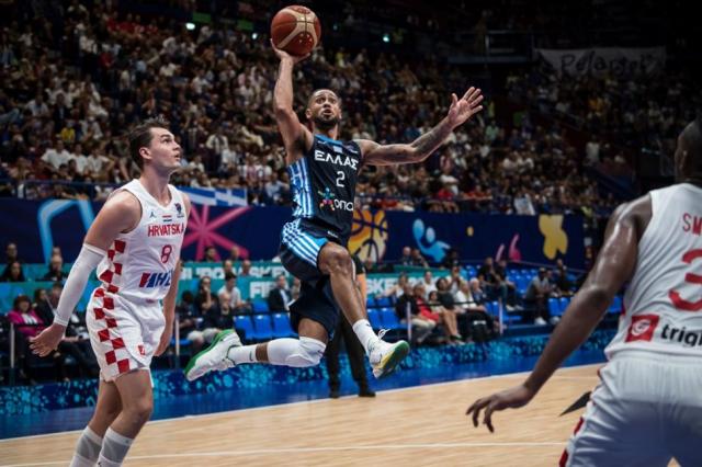 Nacionalizar jugadores �Un atajo a la victoria inmediata?