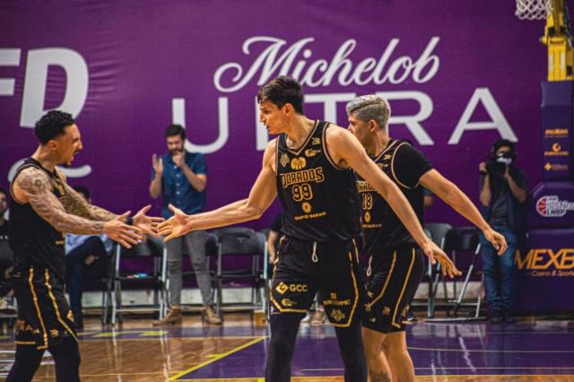 M�xico inici� los playoffs