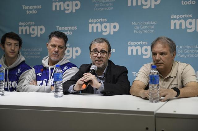 Se present� el cl�sico del Centenario