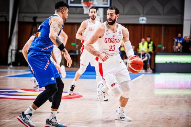 Serbia, el �ltimo pasajero al mundial