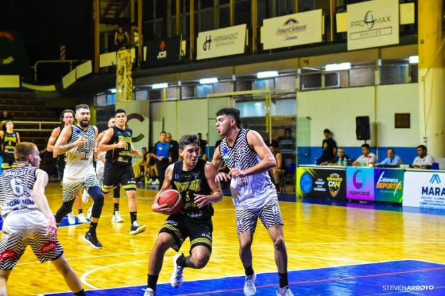 Catamarca celebra; el descenso a�n sin definici�n