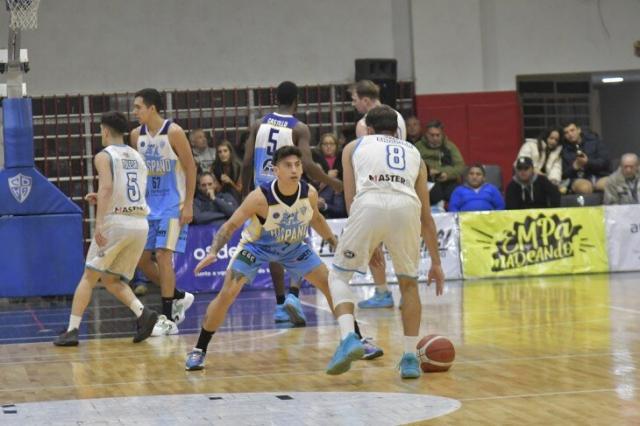 Viedma directo a cuartos; Z�rate y Racing de galera
