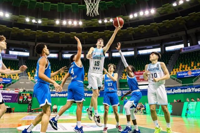 De cabeza al mundial