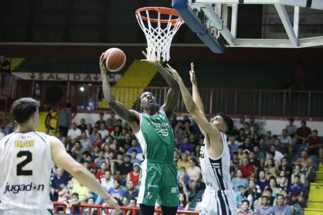 Salt� a la cima en el Norte