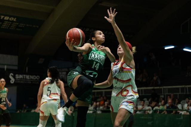 Ferro de nuevo arriba, Ameghino y Uni�n Florida suben