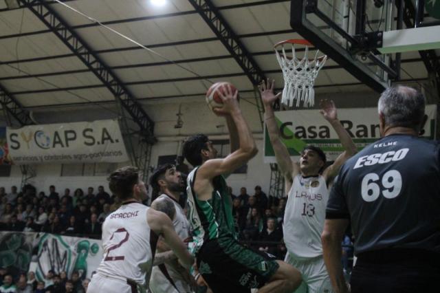 Villa Mitre qued� arriba en casa