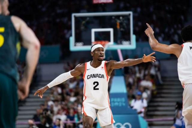 Canad� pisa fuerte