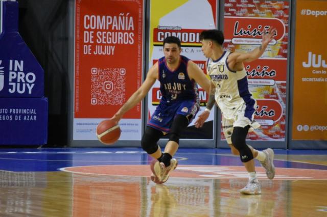 Norte - Grupo B: Centenario apareci� en escena, Amancay imparable