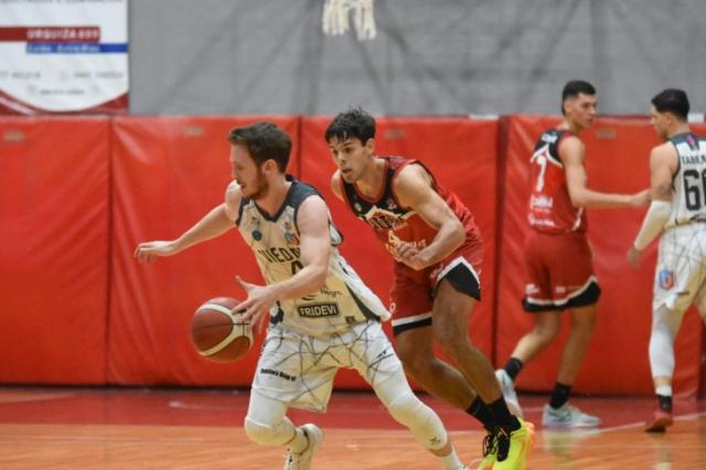 Sur - Grupo B: Viedma se hizo fuerte y pas� de fase