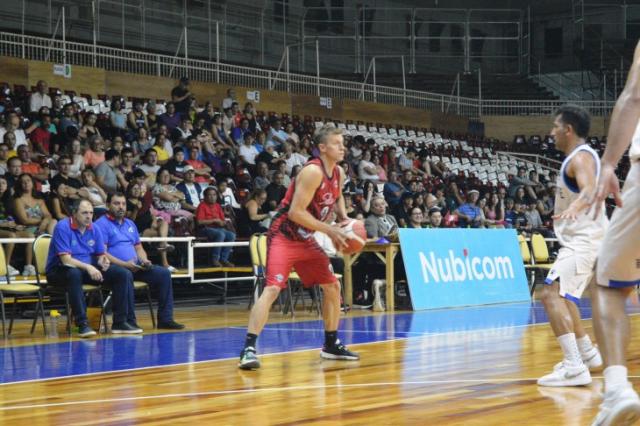 Norte A y B: El campe�n con susto, el resto con contundencia