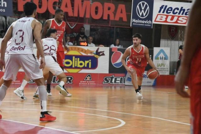 Sur A y B: Lan�s al frente, Racing y Pergamino con firmeza