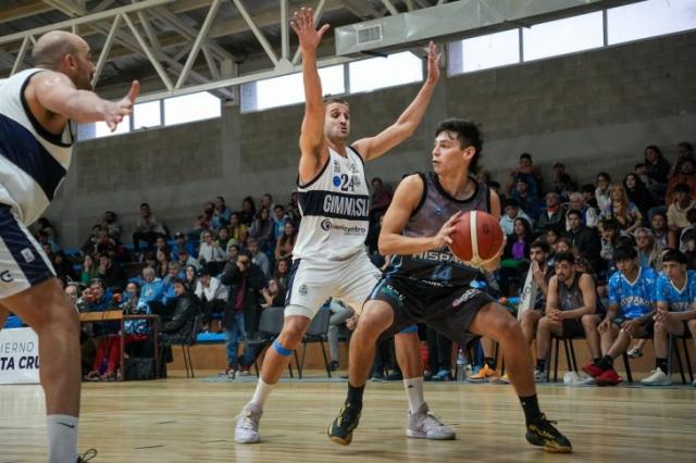 Sur A: Lan�s qued� en soledad al frente