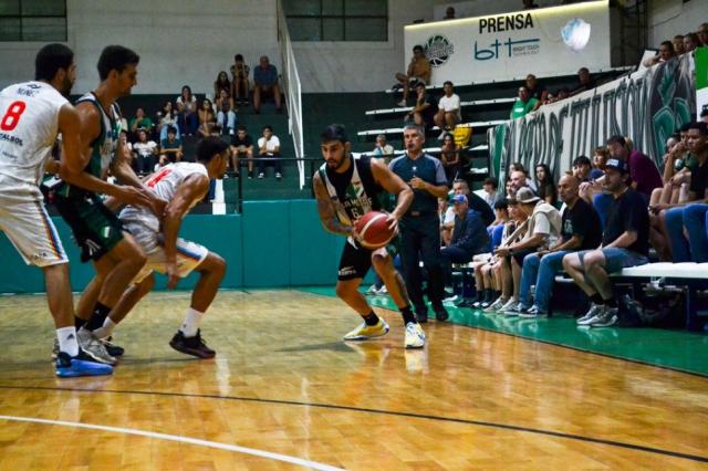 Sur B: Racing dio el golpe, Villa Mitre respir� en casa