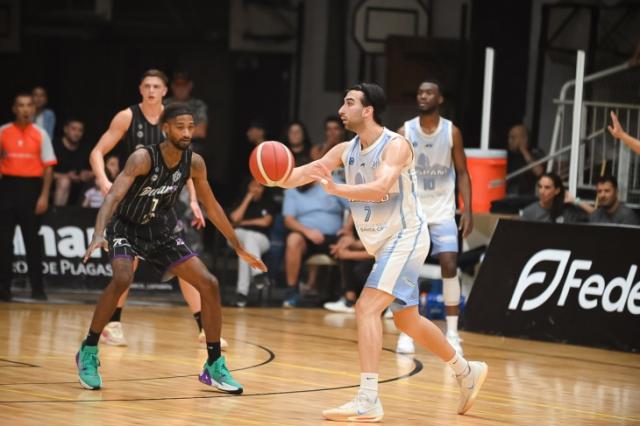 Pico se hizo fuerte, Col�n con otro �xito por la permanencia