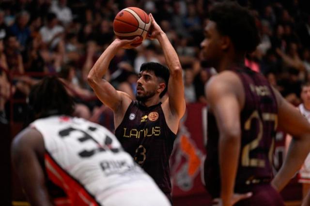 Lan�s y Deportivo Viedma con contundencia