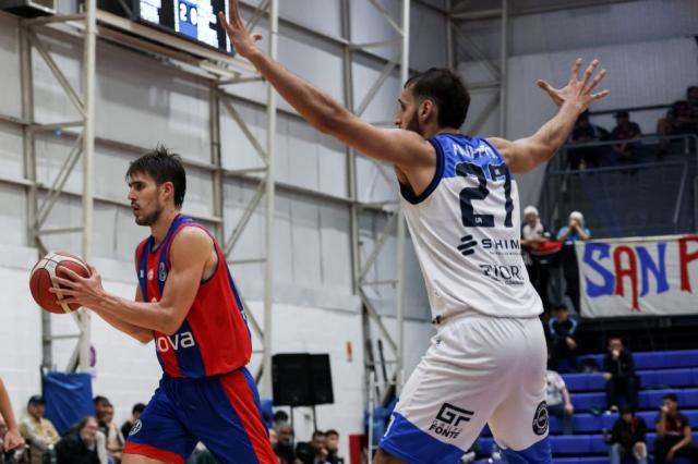 Al comando de Iv�n