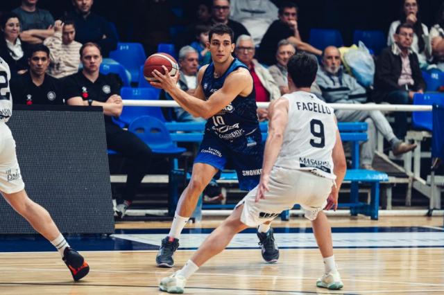 Remando a los playoffs