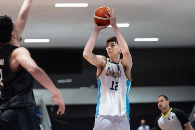 Duro golpe en el inicio