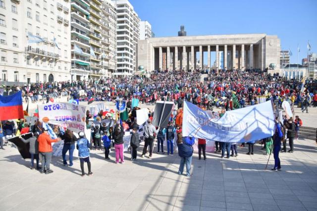 Rosario vivi� su tradicional encuentro Nacional del Mini b�squet