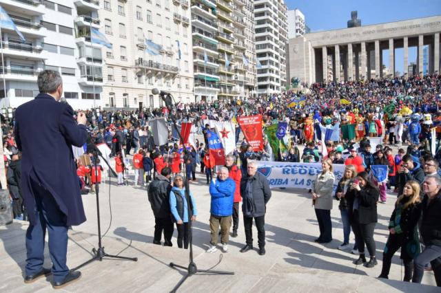 Rosario vivi� su tradicional encuentro Nacional del Mini b�squet