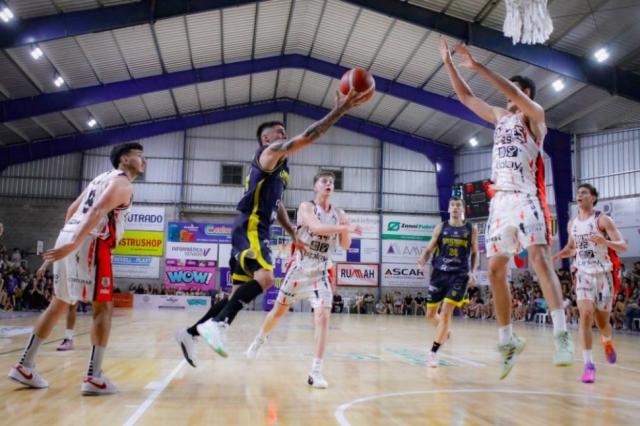 Sur: Tres goleadas en casa