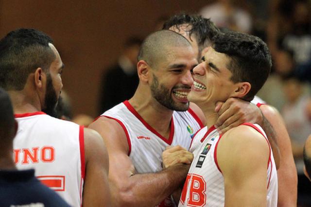 San Martin cay� de pie en suplementario