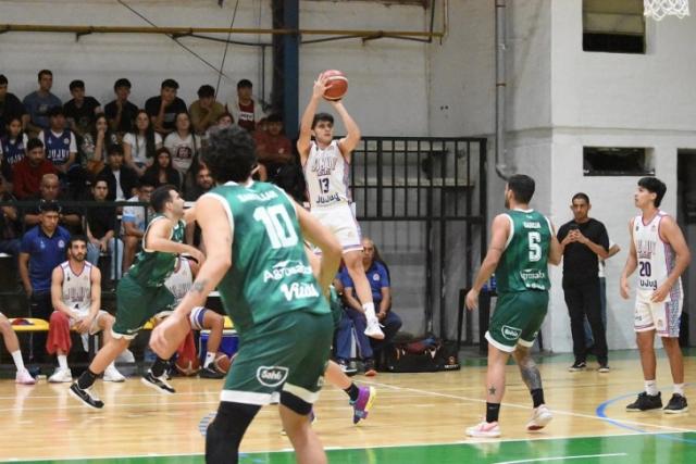 Comunicaciones y Barrio Parque meten presi�n