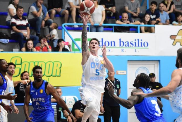 Ober� al frente, Regatas con esfuerzo