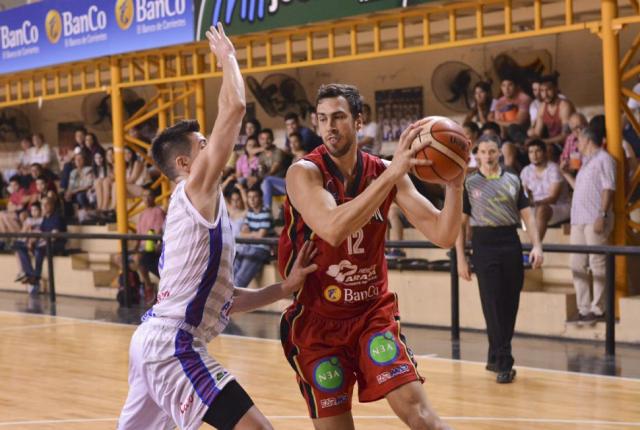 Quimsa super� a San Mart�n en Corrientes