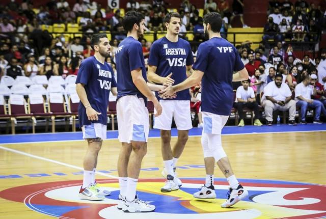 Abr�chense los cinturones