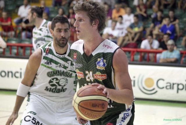 Cort� la racha con angustia