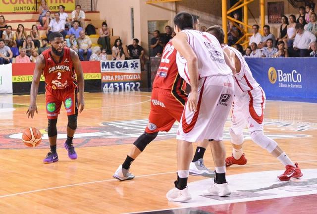 San Mart�n ya vende los abonos