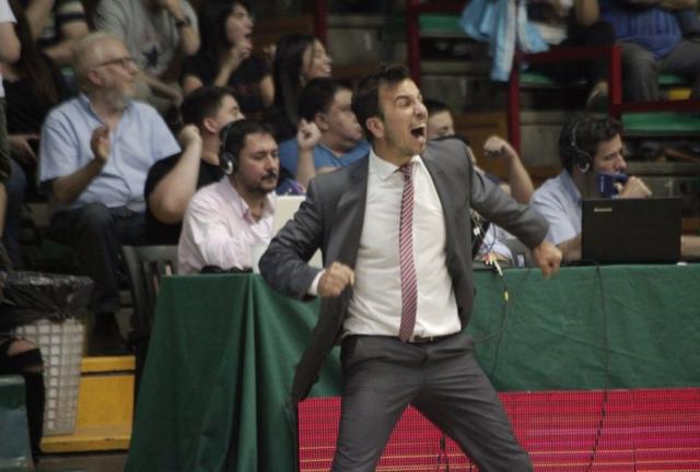 "Yo felicito a la concentraci�n defensiva"