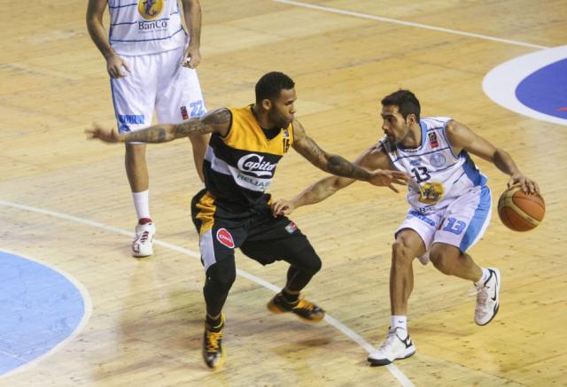 Regatas gan� y define con Aguada