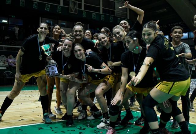 �Berazategui tetracampe�n!