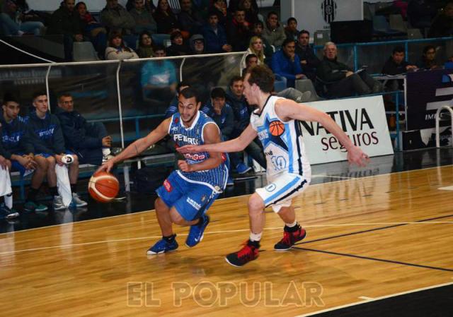 Argentino y Pe�arol sin problemas en Olavarr�a