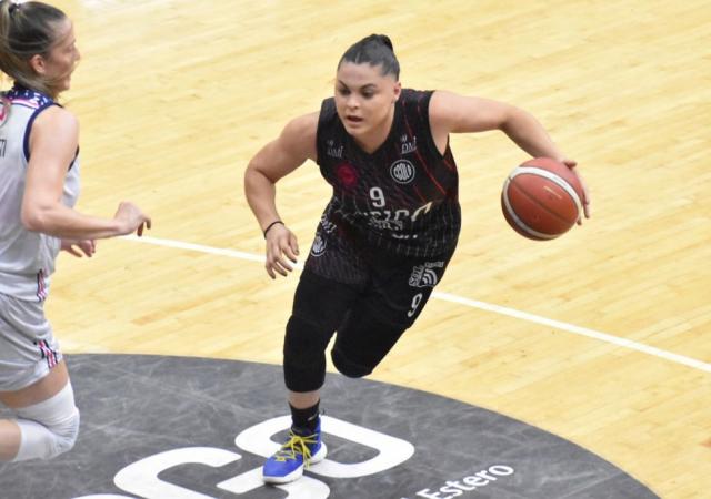 Stefania Lucero: �Ninguna jugadora de la Liga me discrimin�