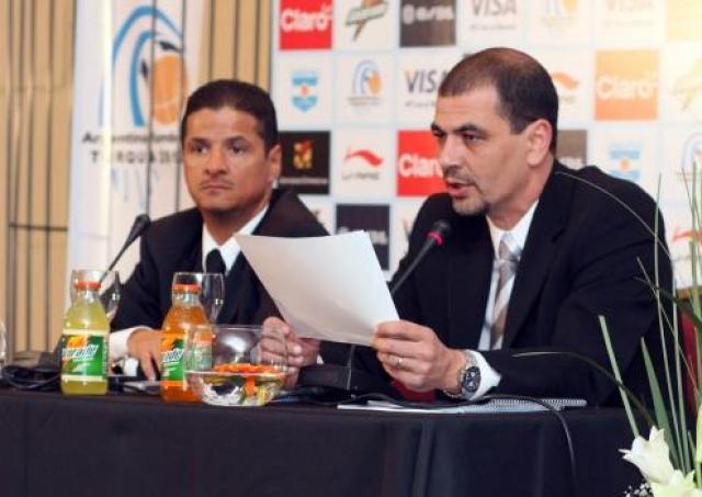 Aqu� est�n estos son