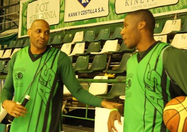 Clancy y Harris ya est�n en Comodoro