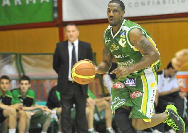 Lewis a San Mart�n