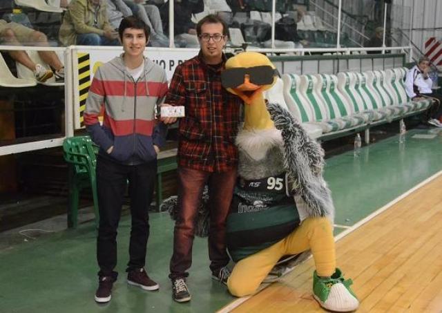 Campa�a solidaria de Gimnasia Indalo