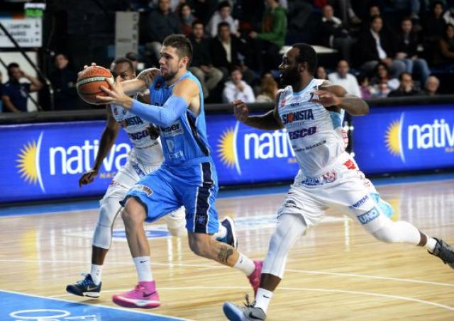 Otra funci�n de gala para despedirse del Casanova