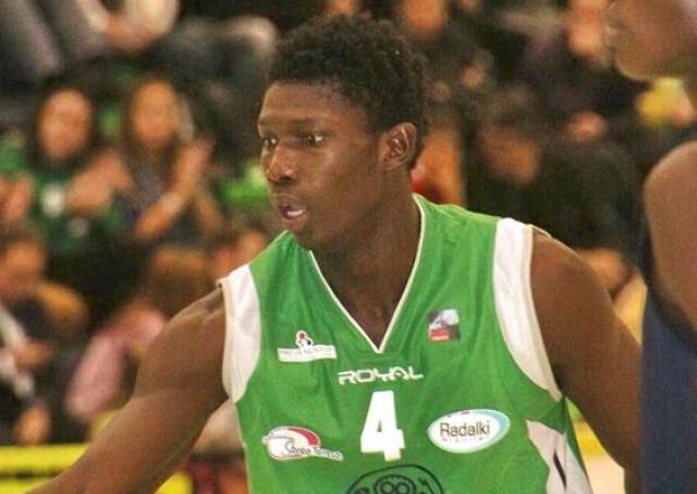 UNCAus busc� un conocido