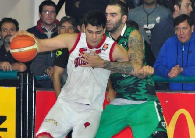 Hurac�n forz� el quinto