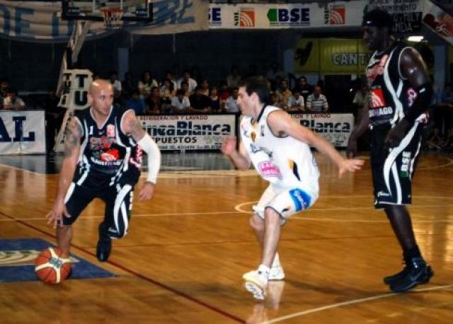 El Negro vapule� a Libertad y sue�a con el S�per 8