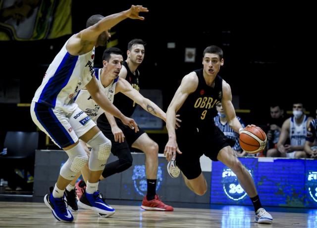 Valussi: Somos un equipo generoso que saca ventajas pas�ndose la pelota