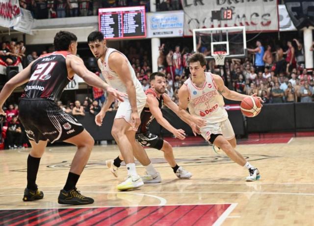 Sur: Provincial lustr� la chapa de candidato