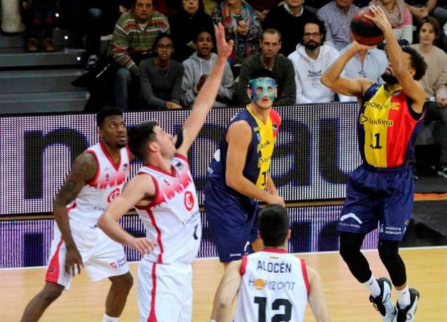 Pocas sonrisas en Espa�a