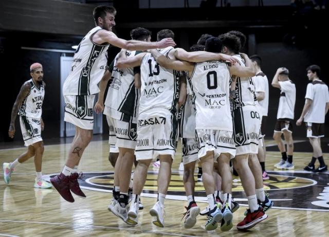 Despeg� la ofensiva